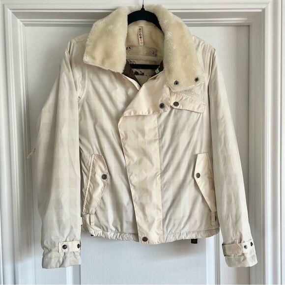 Burton Duchess Cream White Checked Insulated Ski Jacket Faux Fur Collar Size XS - Picture 3 of 16